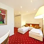 Hotel Unique Hauptbahnhof