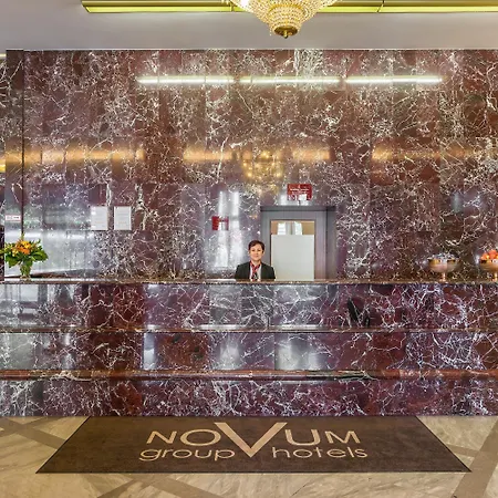 Unique Hauptbahnhof Hotel 4*