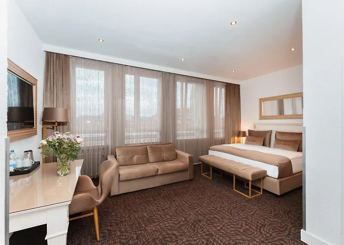 Unique Hauptbahnhof Hotel