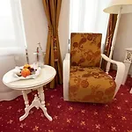 Hotel Unique Hauptbahnhof 4*