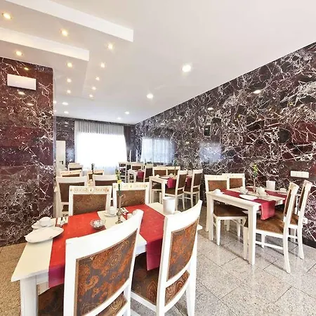 Hotel Unique Hauptbahnhof