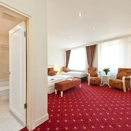 Hotel Unique Hauptbahnhof