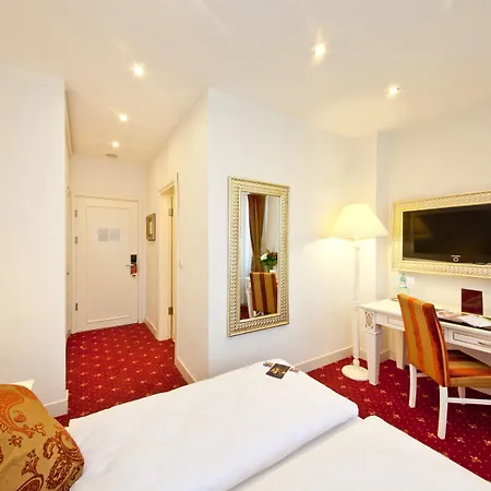 Unique Hauptbahnhof 4* Dortmund