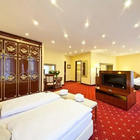 Hotel Unique Hauptbahnhof