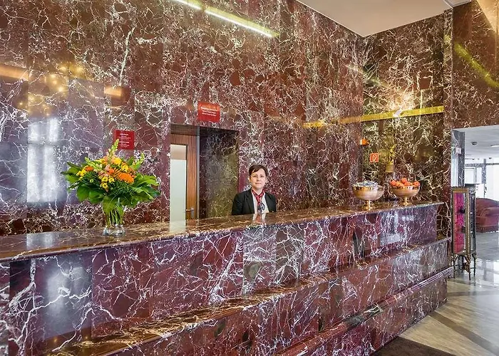 Unique Hauptbahnhof 酒店 4*