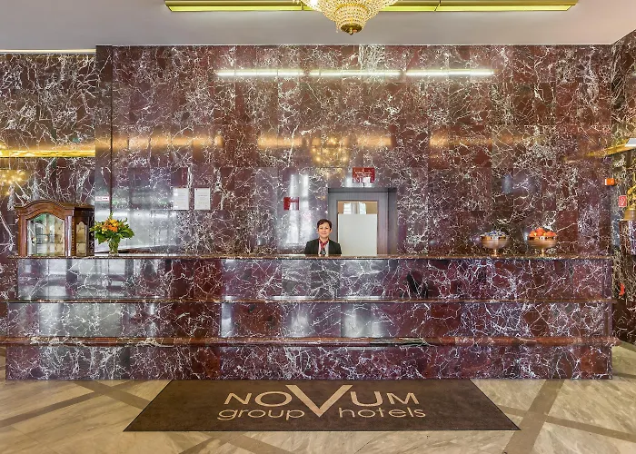 Unique Hauptbahnhof Hotel 4*