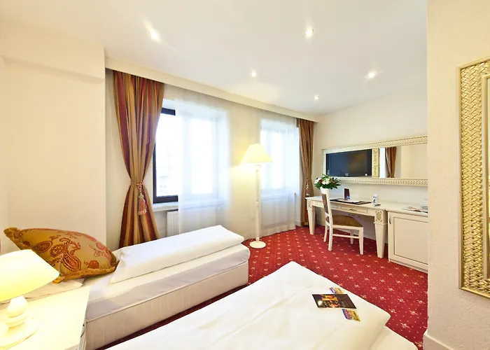 Unique Hauptbahnhof 4* 多特蒙德